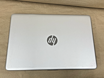 HP Laptop 15-dw0xxx 15.5" 1366x768 - i3-8145U 8GB 256GB SSD - Win 11 Pro READ